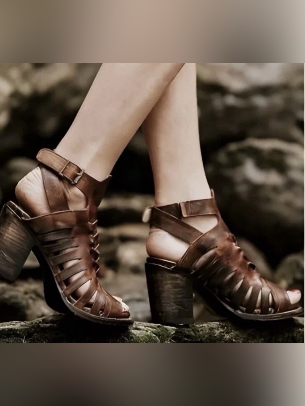 FREEBIRD BY STEVEN Bongo' Open Toe Sandal Size 7 Cognac